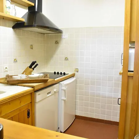 Apartment Cosy 5 Pers, Centre Meribel, Balcon Expose Sud, Sejour Divise, Casier A - Fr-1-180-203 *