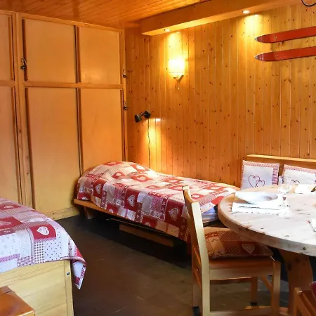 Appartement Méribel, 2 Pièces, 5 Personnes - Fr-1-180-203 *